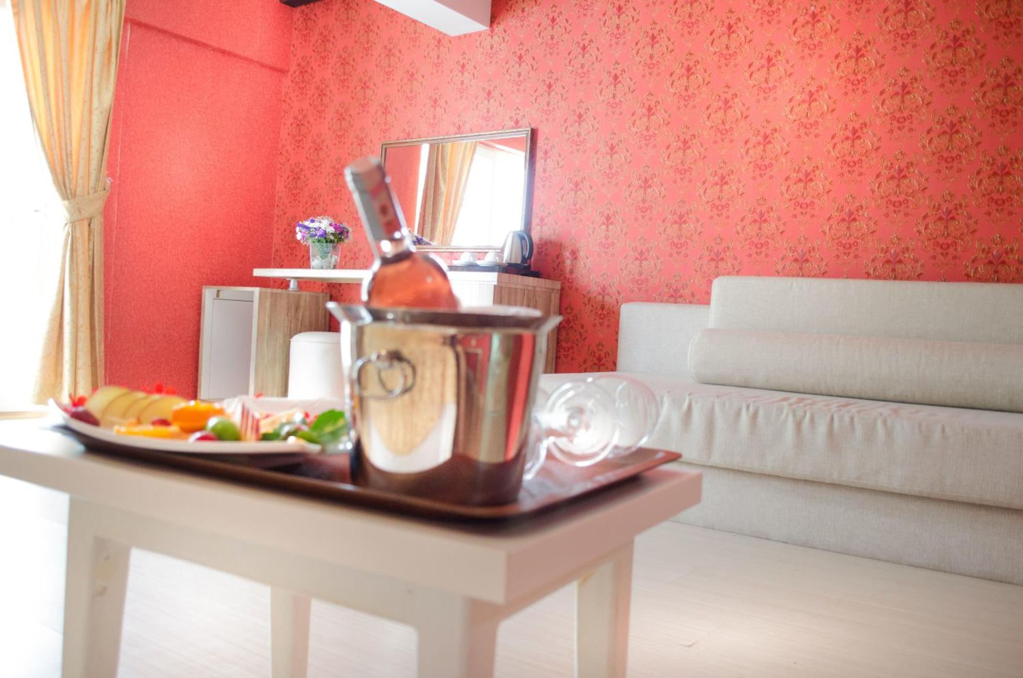 Delfi Hotel Spa & Wellness Center Bodrum Szoba fotó